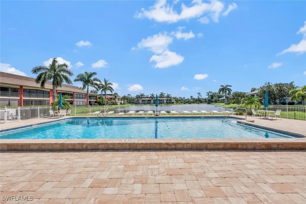 332 Charlemagne Boulevard Naples FL 34112