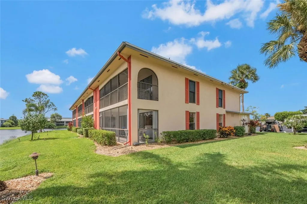 332 Charlemagne Boulevard Naples FL 34112
