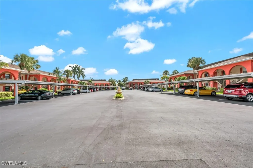 332 Charlemagne Boulevard Naples FL 34112