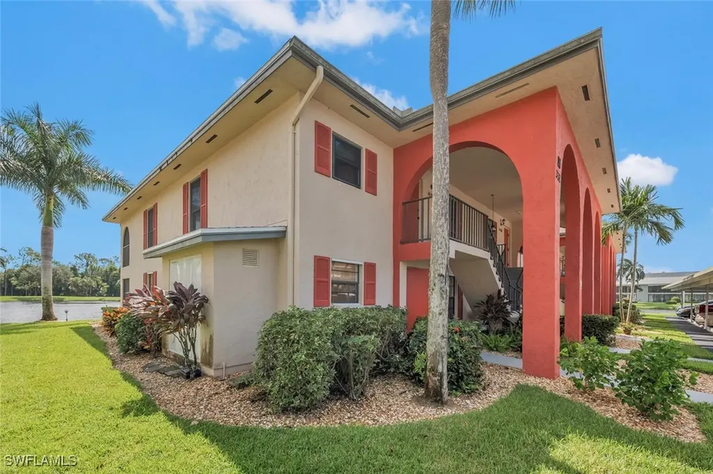 332 Charlemagne Boulevard Naples FL 34112