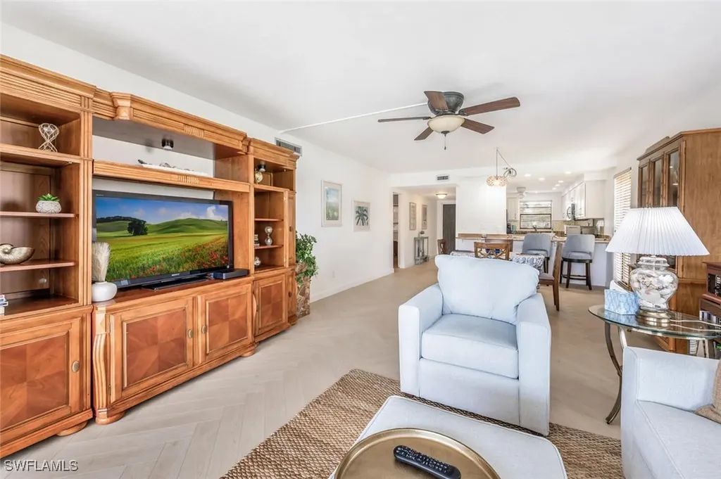 332 Charlemagne Boulevard Naples FL 34112