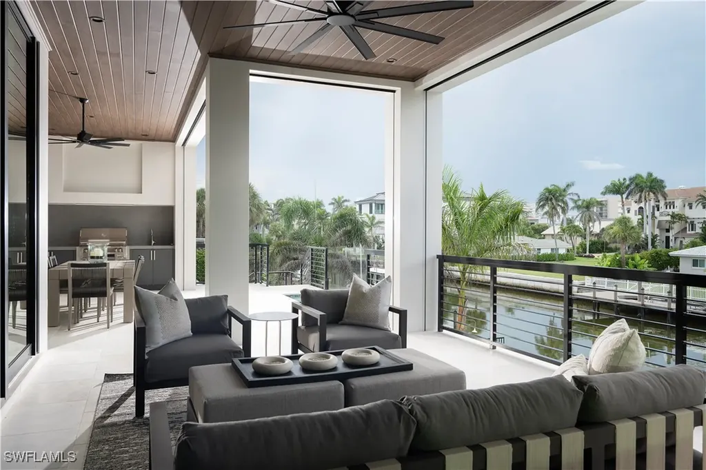 141 Channel Drive Naples FL 34108
