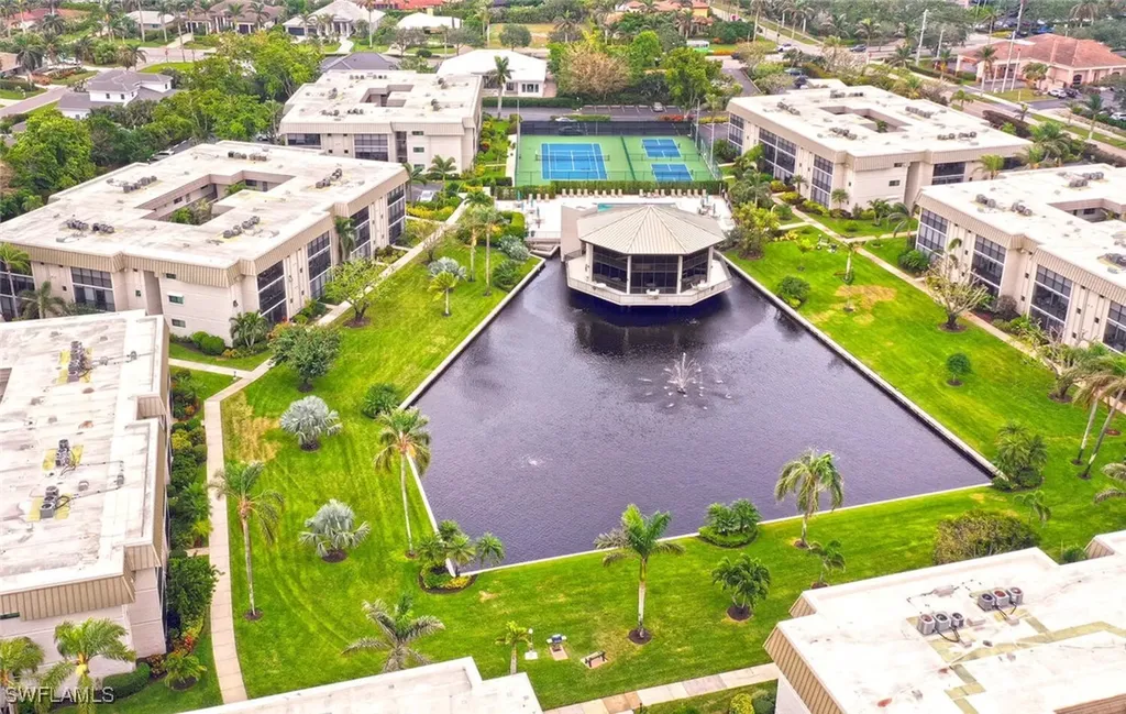 788 Park Shore Drive Naples FL 34103