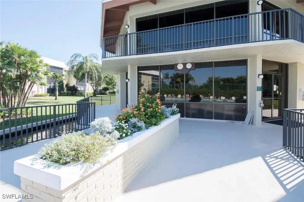 788 Park Shore Drive Naples FL 34103