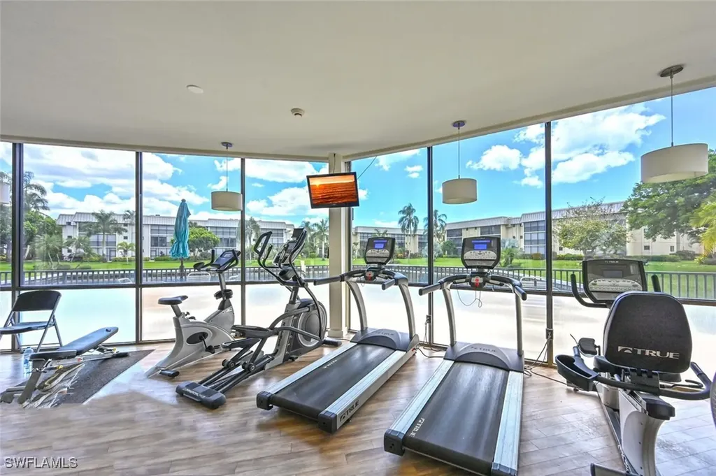 788 Park Shore Drive Naples FL 34103