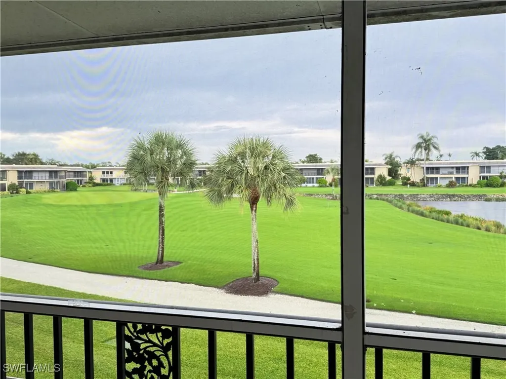 364 Tern Naples FL 34112