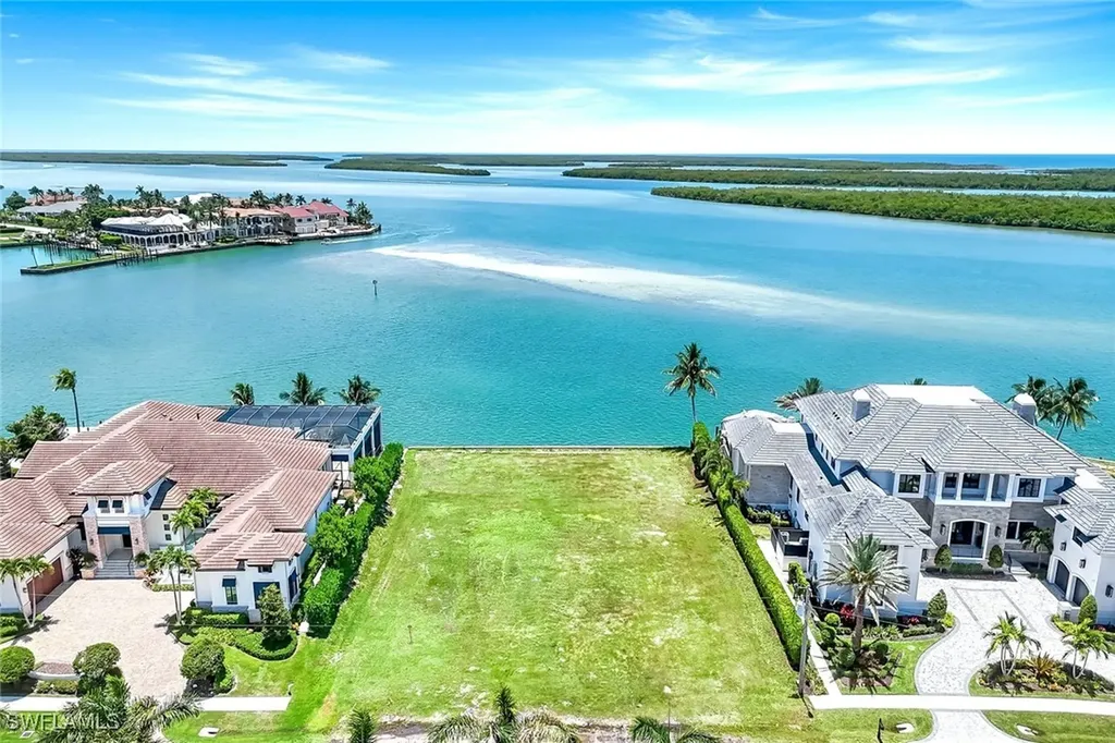 Marco Island FL, 1485 Caxambas Court