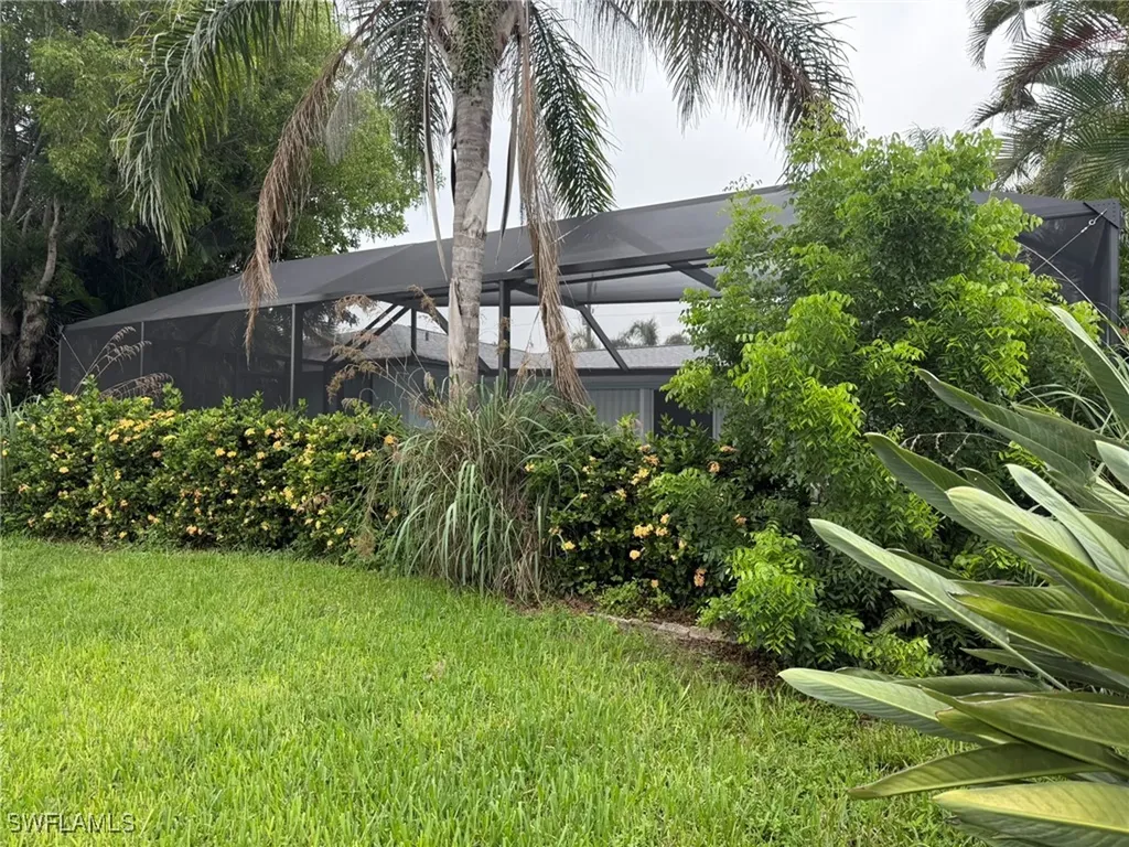 3610 SE 18th Place Cape Coral FL 33904