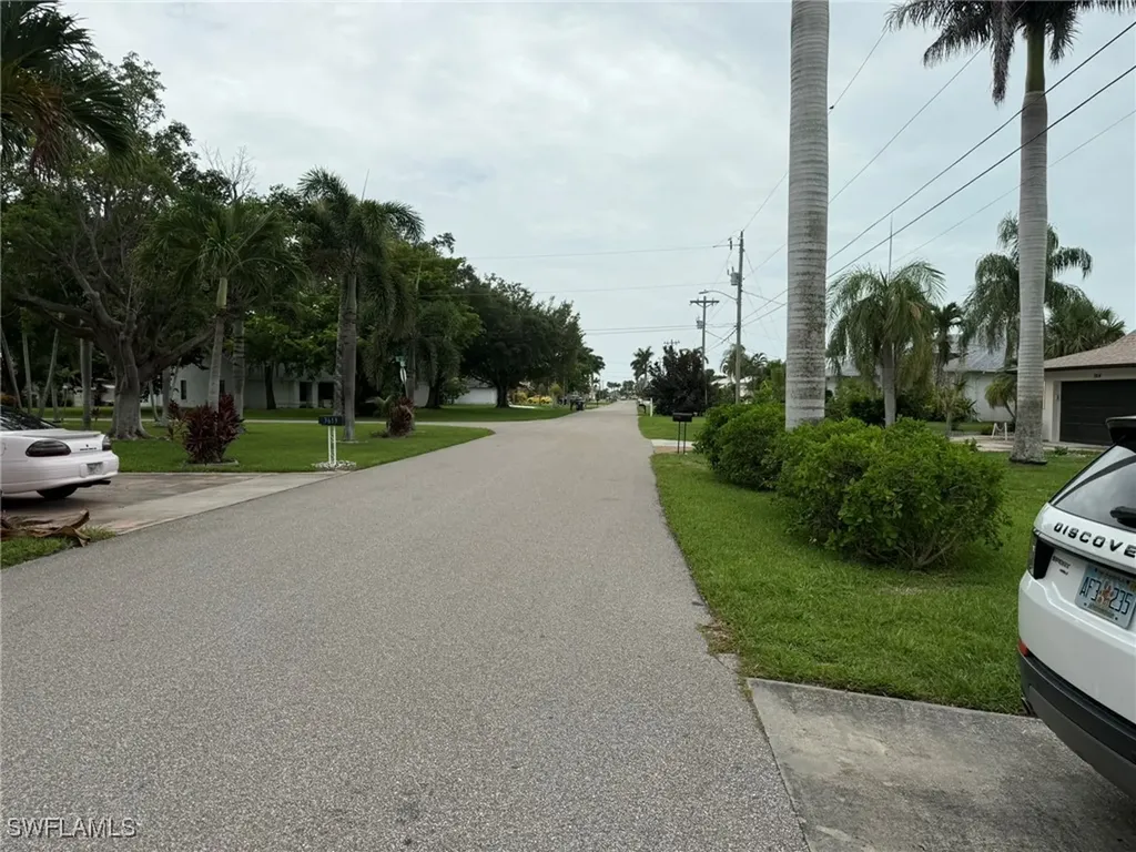 3610 SE 18th Place Cape Coral FL 33904