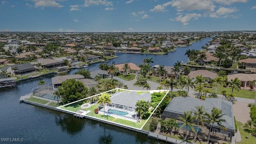 4012 SW 28th Place Cape Coral FL 33914