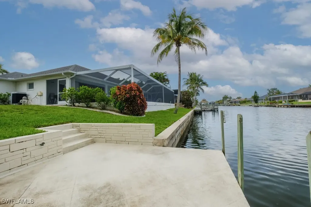 4012 SW 28th Place Cape Coral FL 33914