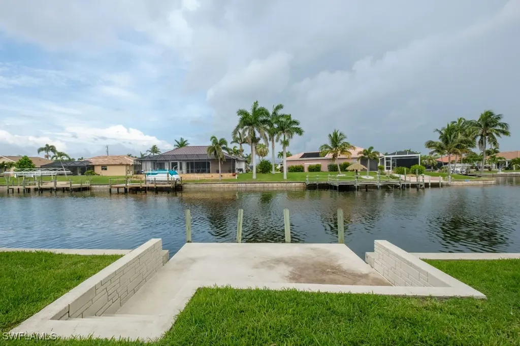 4012 SW 28th Place Cape Coral FL 33914