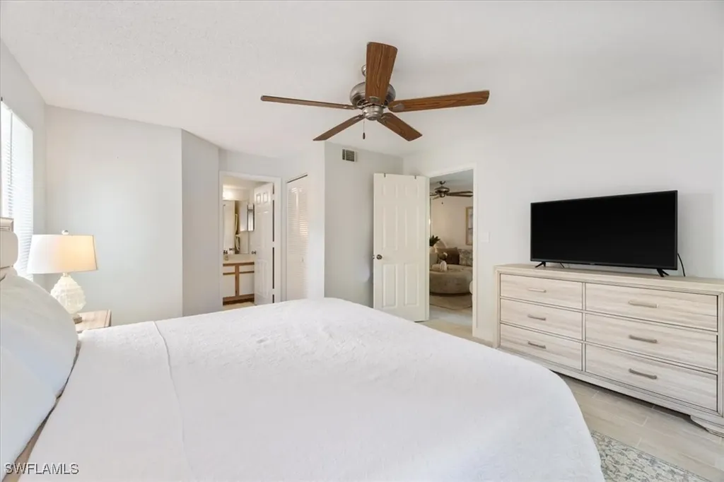 745 Landover Circle Naples FL 34104