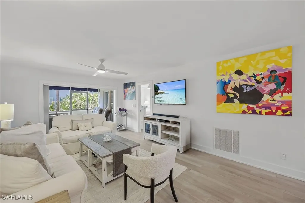 876 Gulf Pavilion Drive Naples FL 34108
