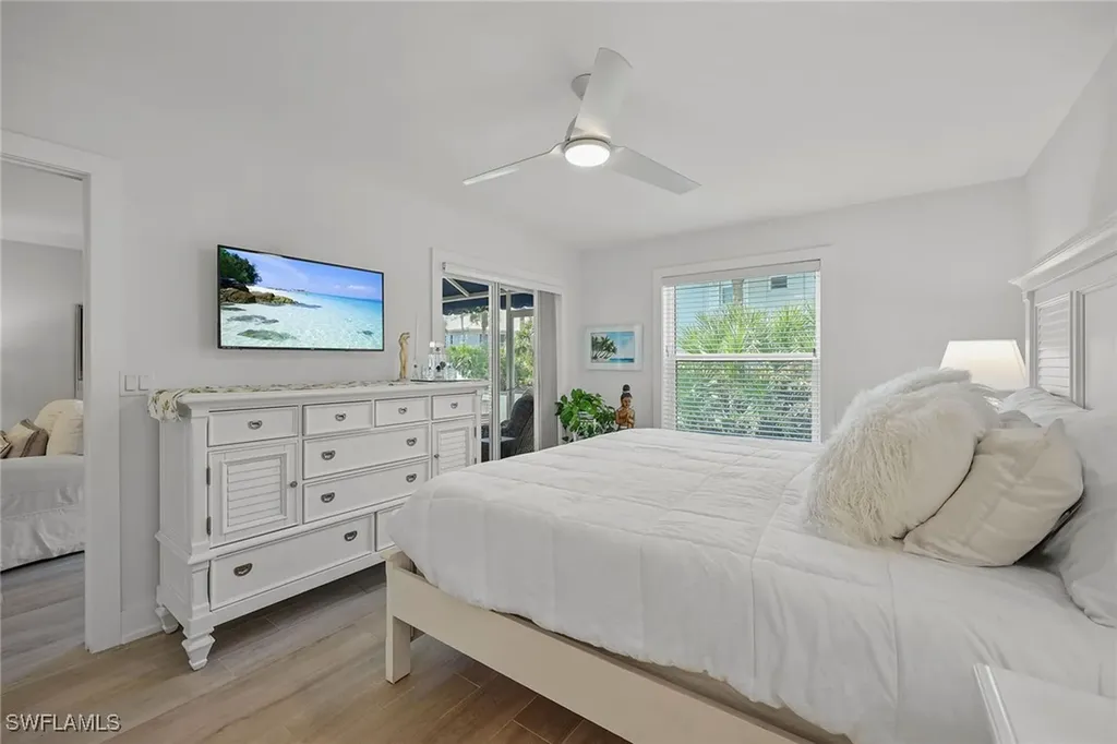 876 Gulf Pavilion Drive Naples FL 34108