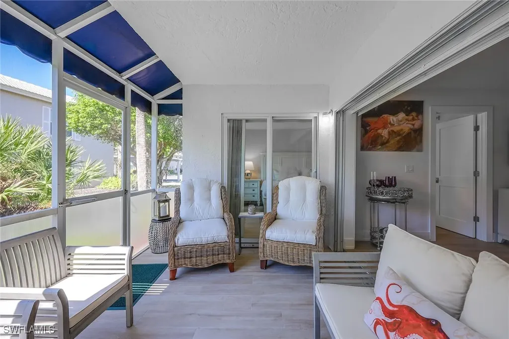 876 Gulf Pavilion Drive Naples FL 34108