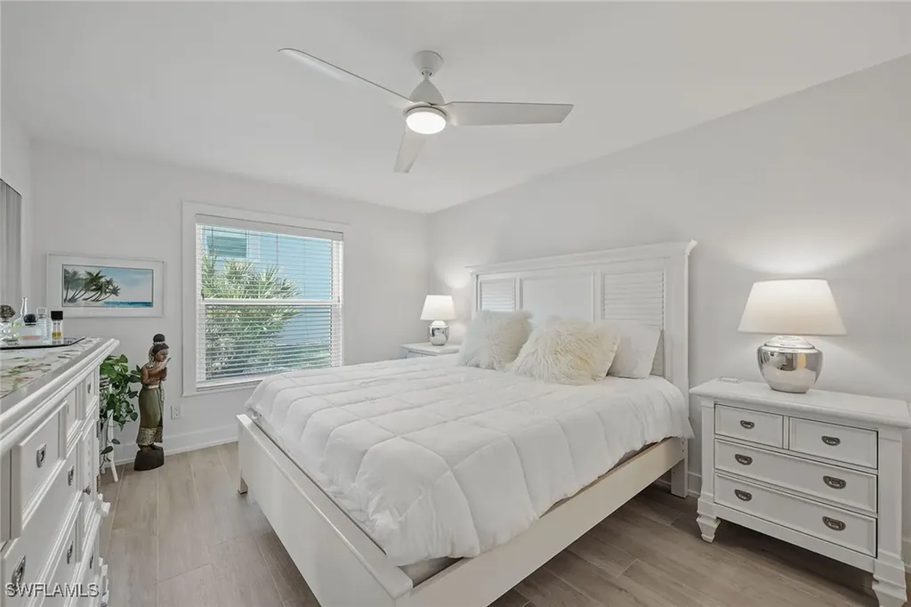 876 Gulf Pavilion Drive Naples FL 34108