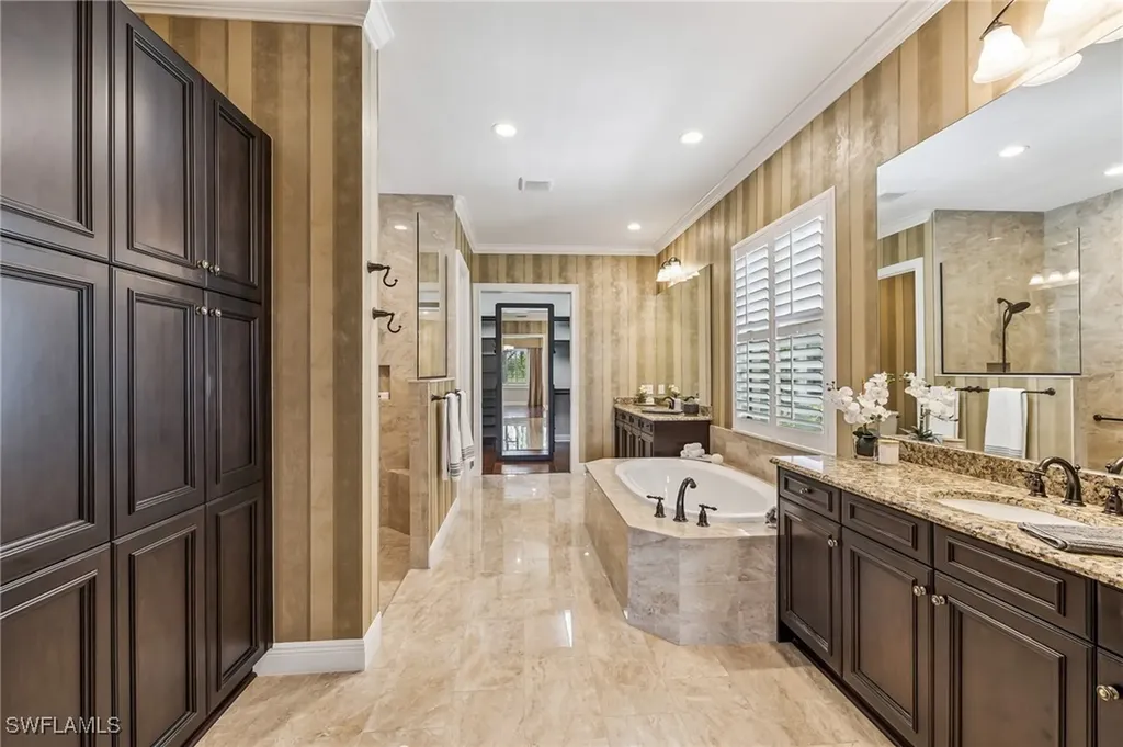 12449 Lockford Lane Naples FL 34120