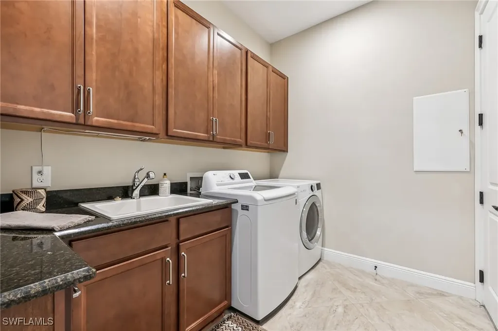 12449 Lockford Lane Naples FL 34120