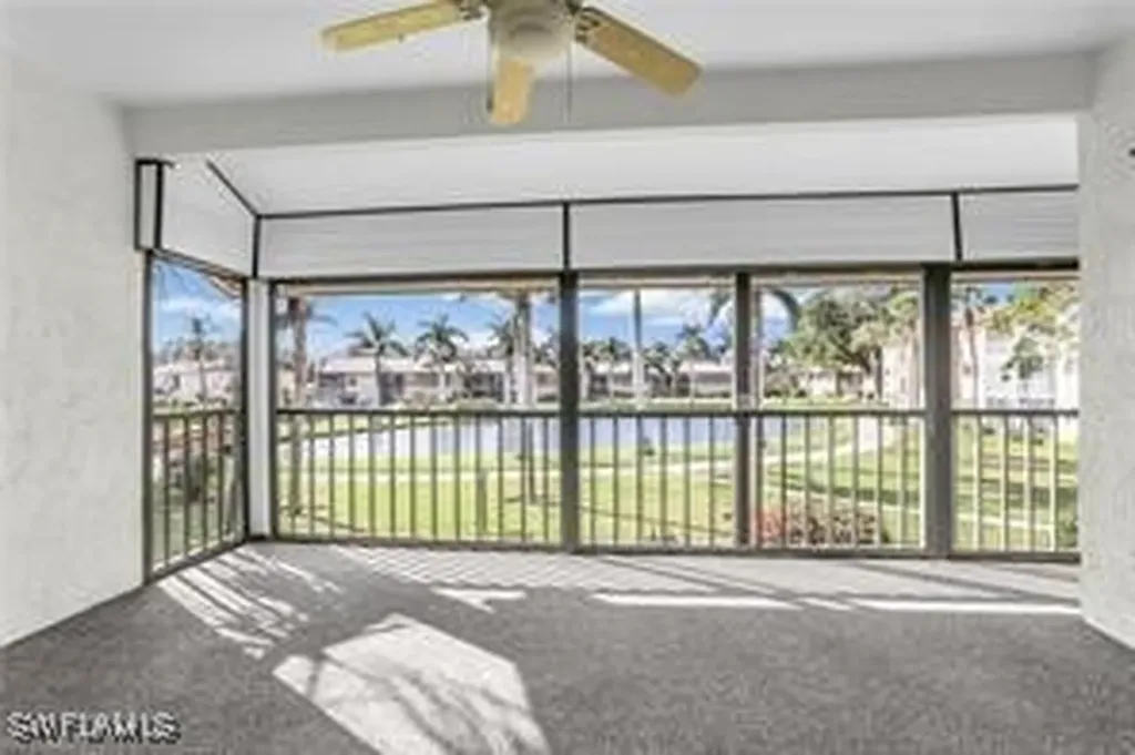 195 Cypress Way E Naples FL 34110