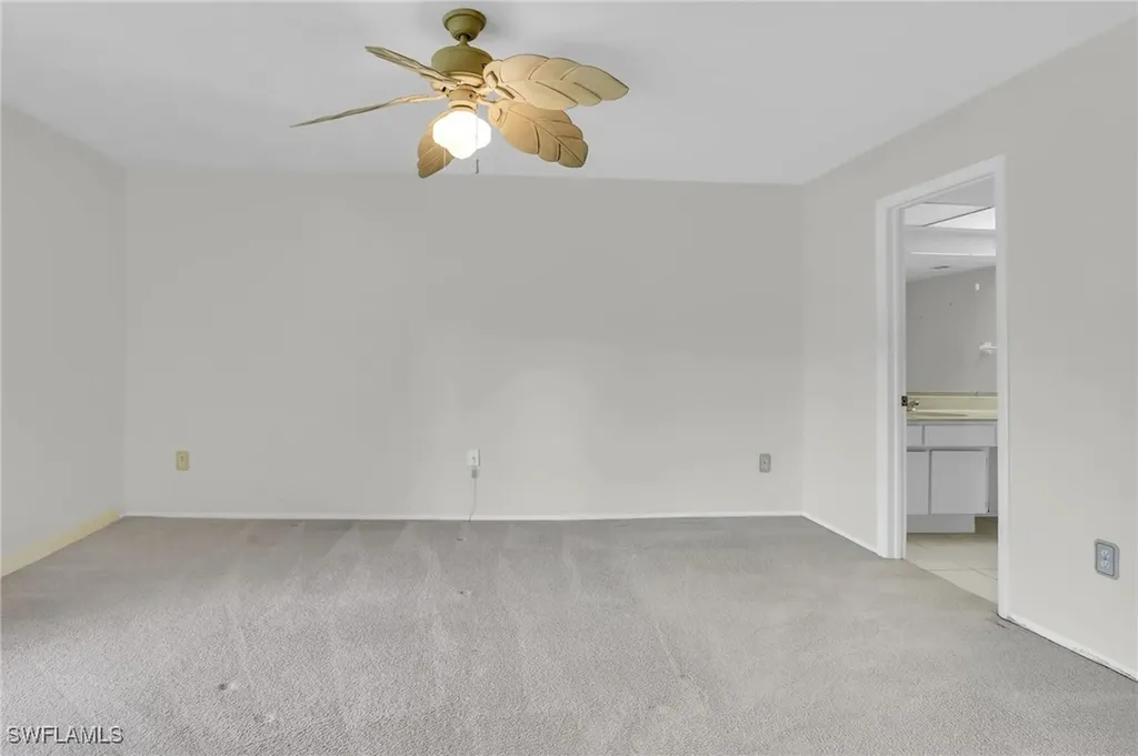 195 Cypress Way E Naples FL 34110