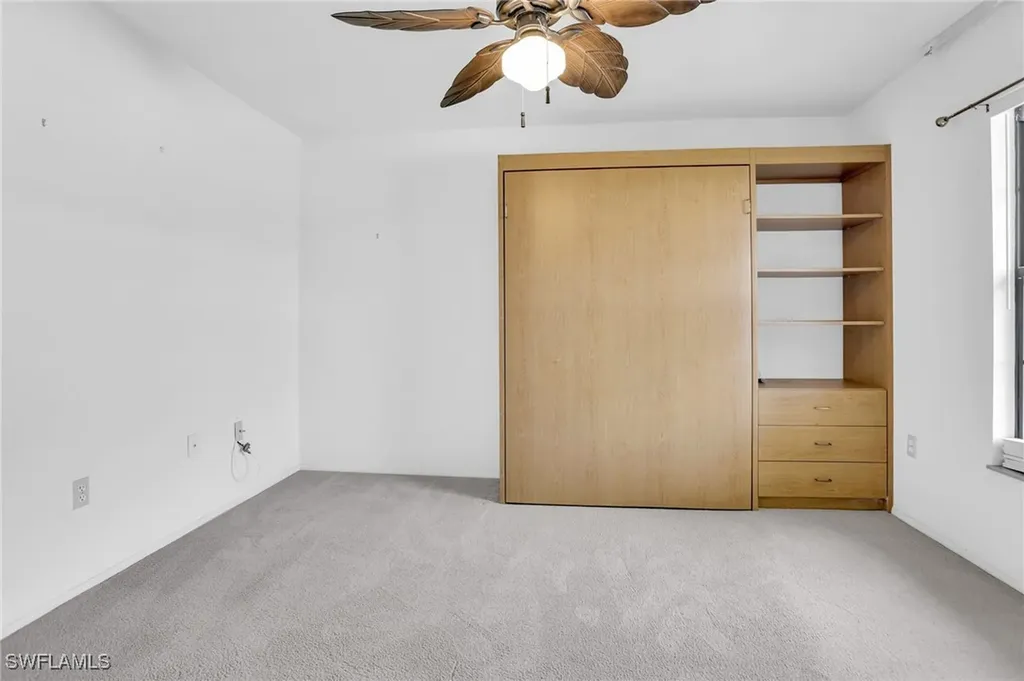 195 Cypress Way E Naples FL 34110