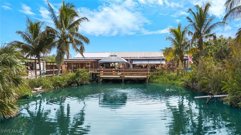 8500 Penzance Boulevard Fort Myers FL 33912