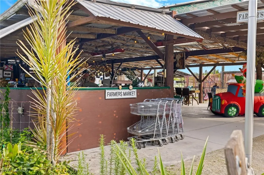 8500 Penzance Boulevard Fort Myers FL 33912