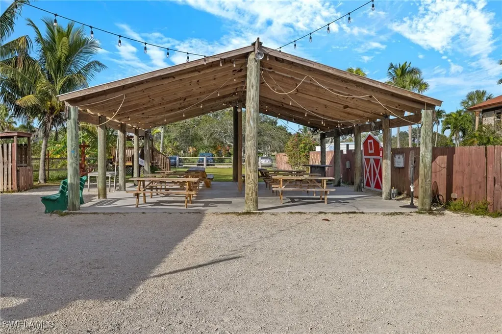 8500 Penzance Boulevard Fort Myers FL 33912