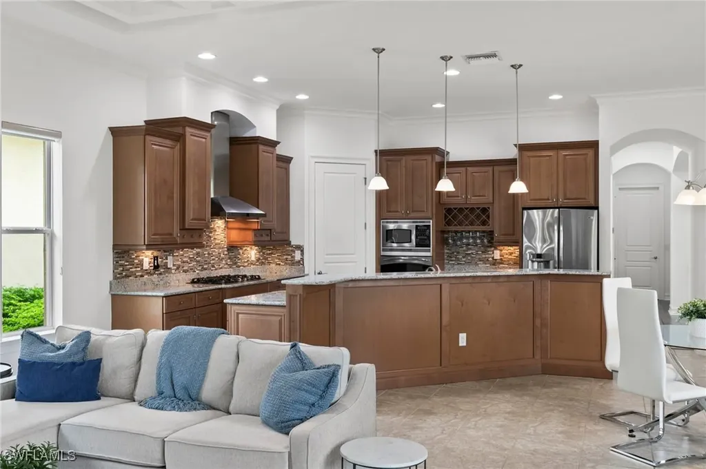9307 Chiasso Cove Court Naples FL 34114