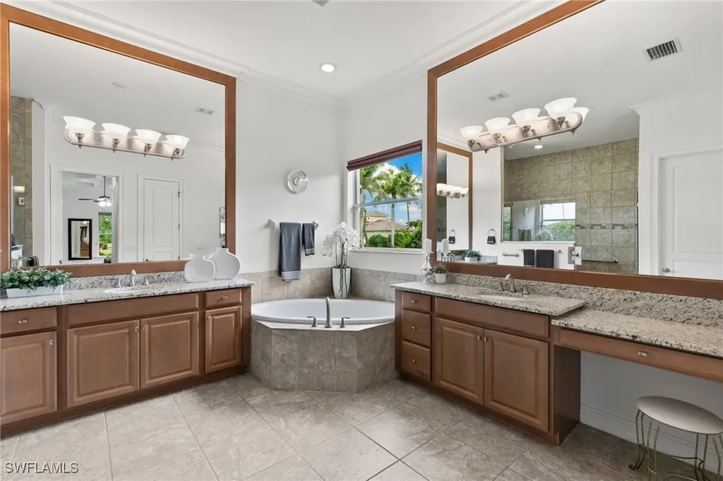 9307 Chiasso Cove Court Naples FL 34114