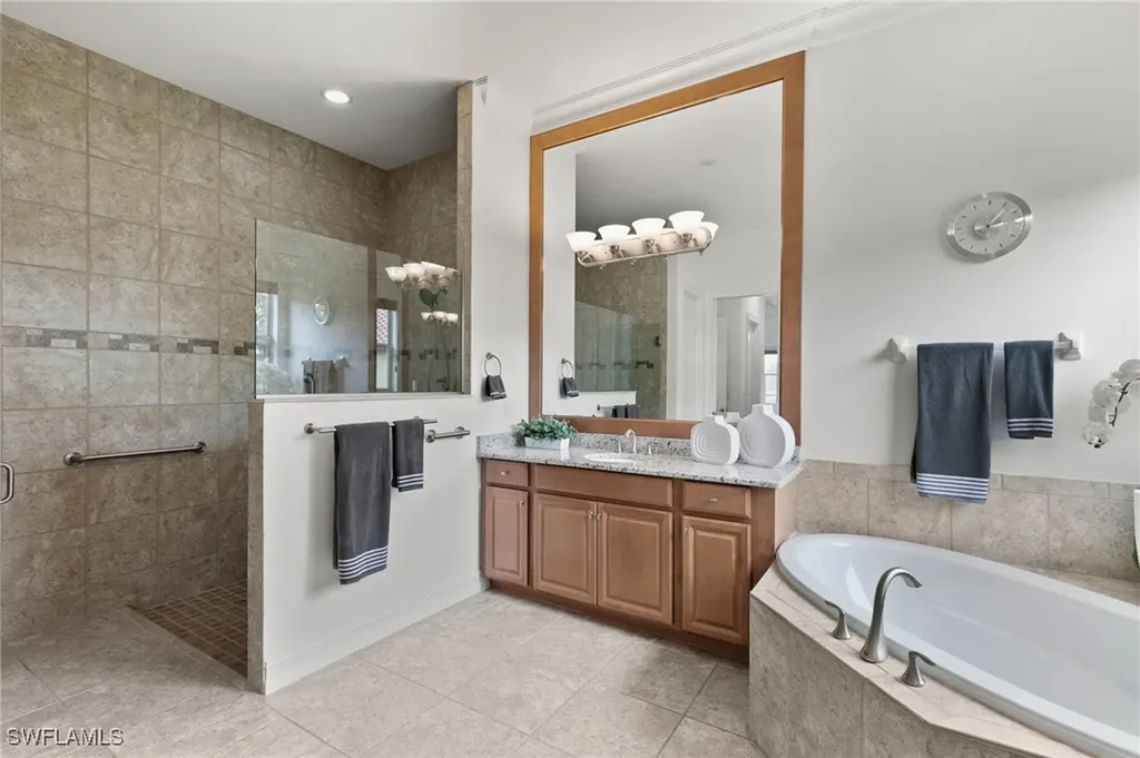 9307 Chiasso Cove Court Naples FL 34114