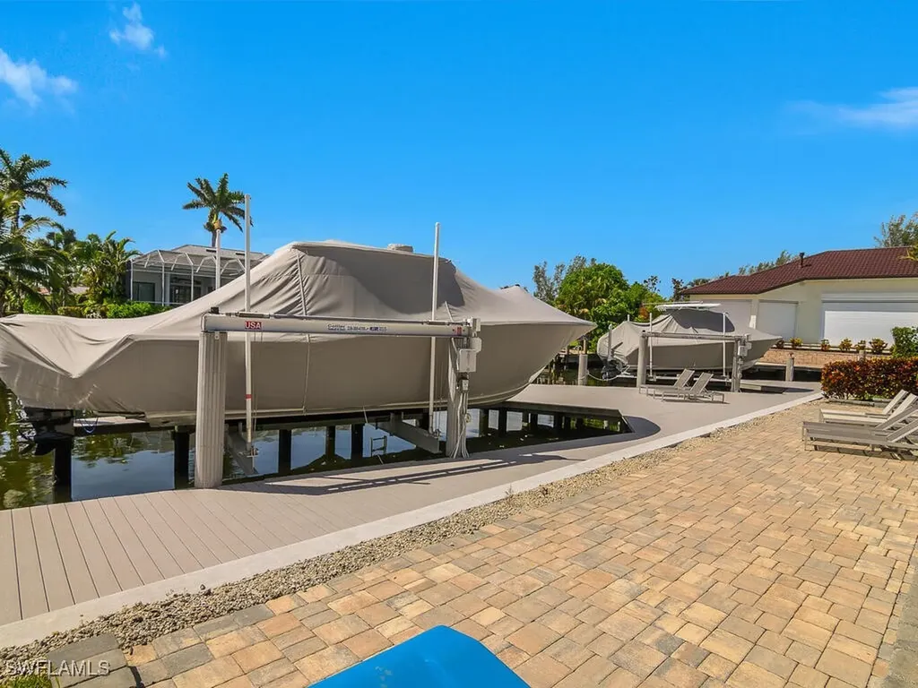 609 Crescent Street Marco Island FL 34145