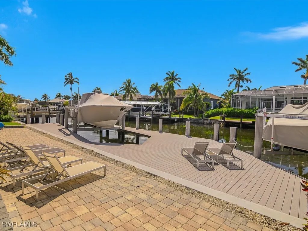 609 Crescent Street Marco Island FL 34145