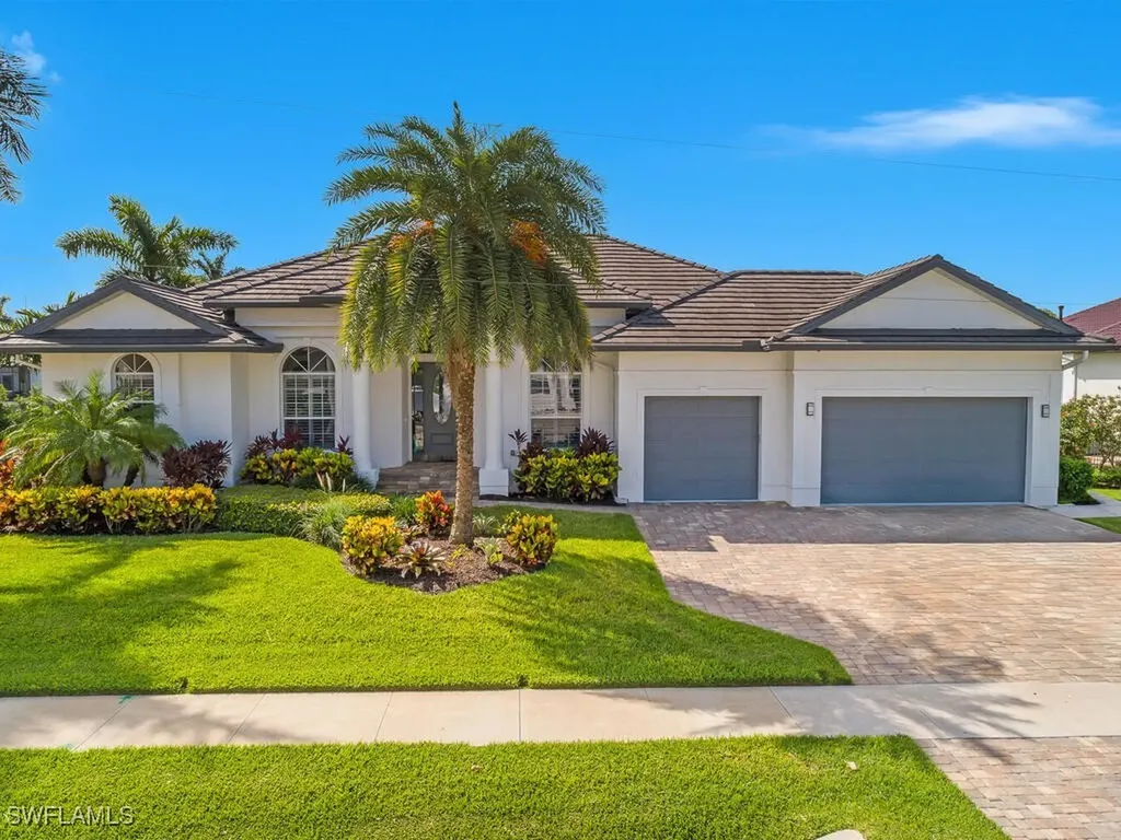 609 Crescent Street Marco Island FL 34145