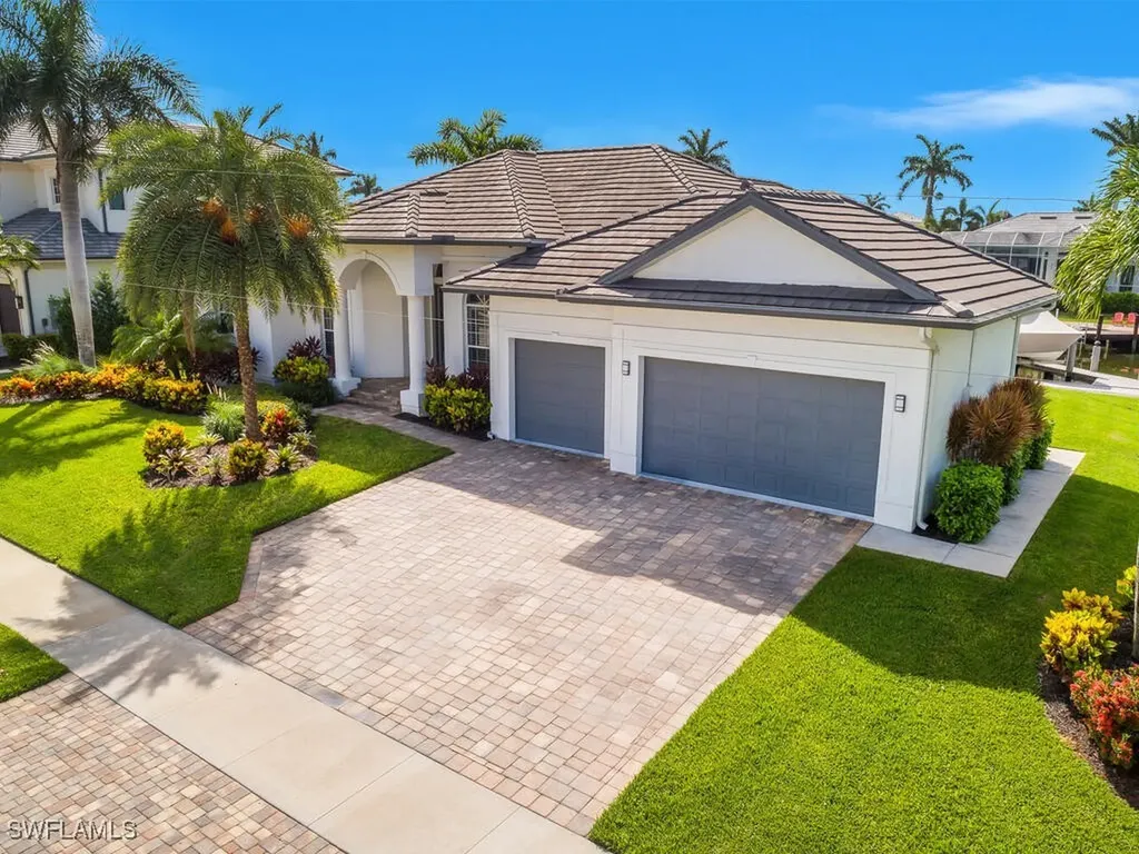 609 Crescent Street Marco Island FL 34145
