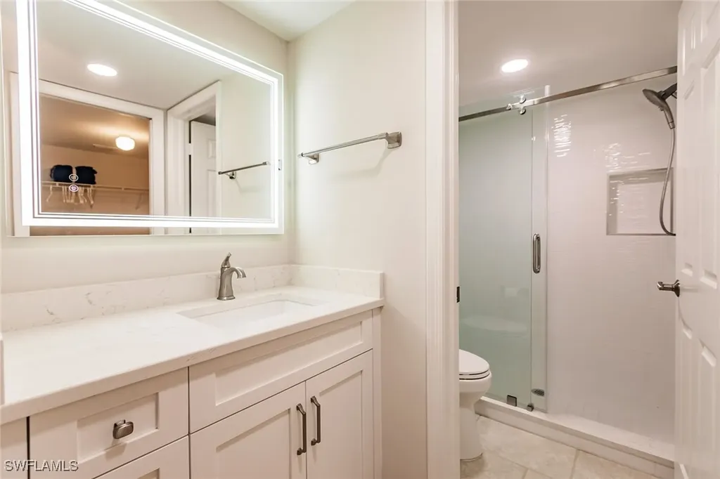 3032 Sandpiper Bay Circle Naples FL 34112