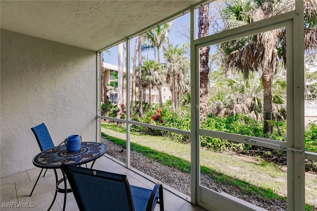 3032 Sandpiper Bay Circle Naples FL 34112