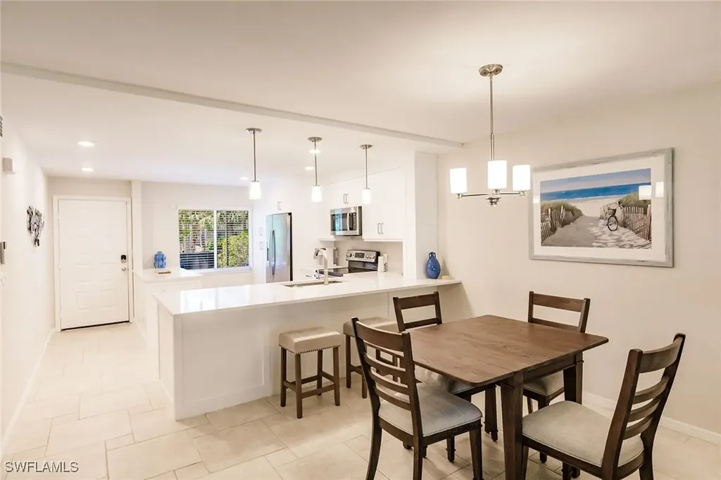 3032 Sandpiper Bay Circle Naples FL 34112
