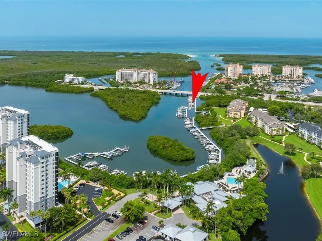 244C Wiggins Bay Drive Naples FL 34110