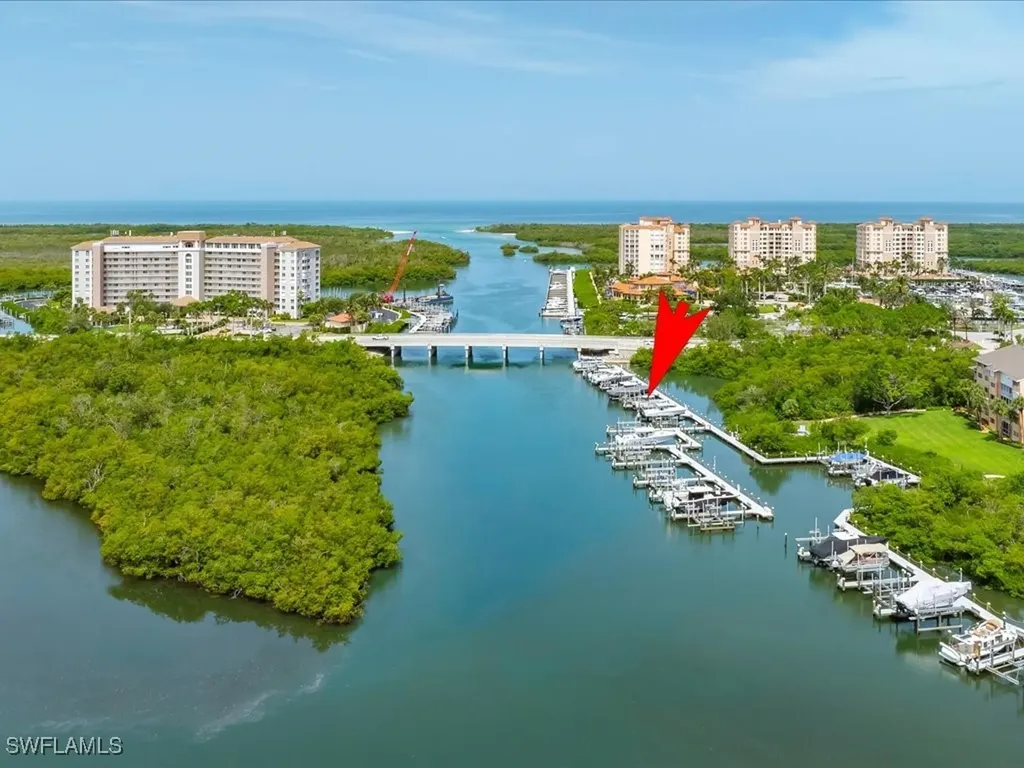 244C Wiggins Bay Drive Naples FL 34110