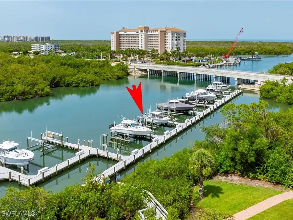 244C Wiggins Bay Drive Naples FL 34110