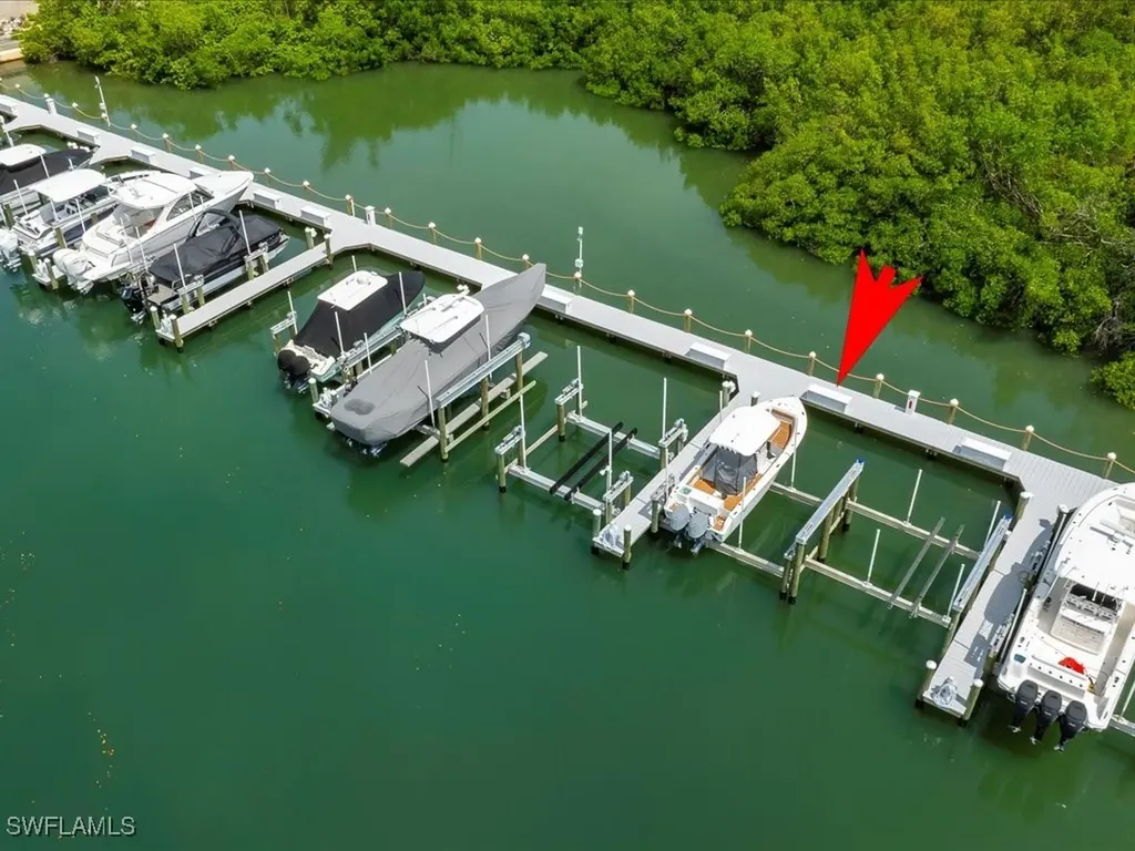 244C Wiggins Bay Drive Naples FL 34110