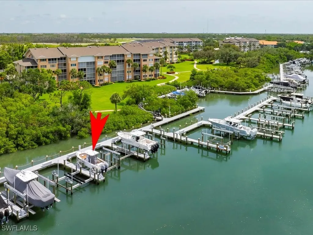 244C Wiggins Bay Drive Naples FL 34110