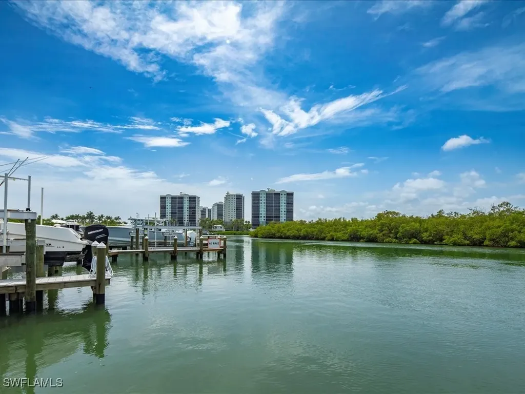 244C Wiggins Bay Drive Naples FL 34110
