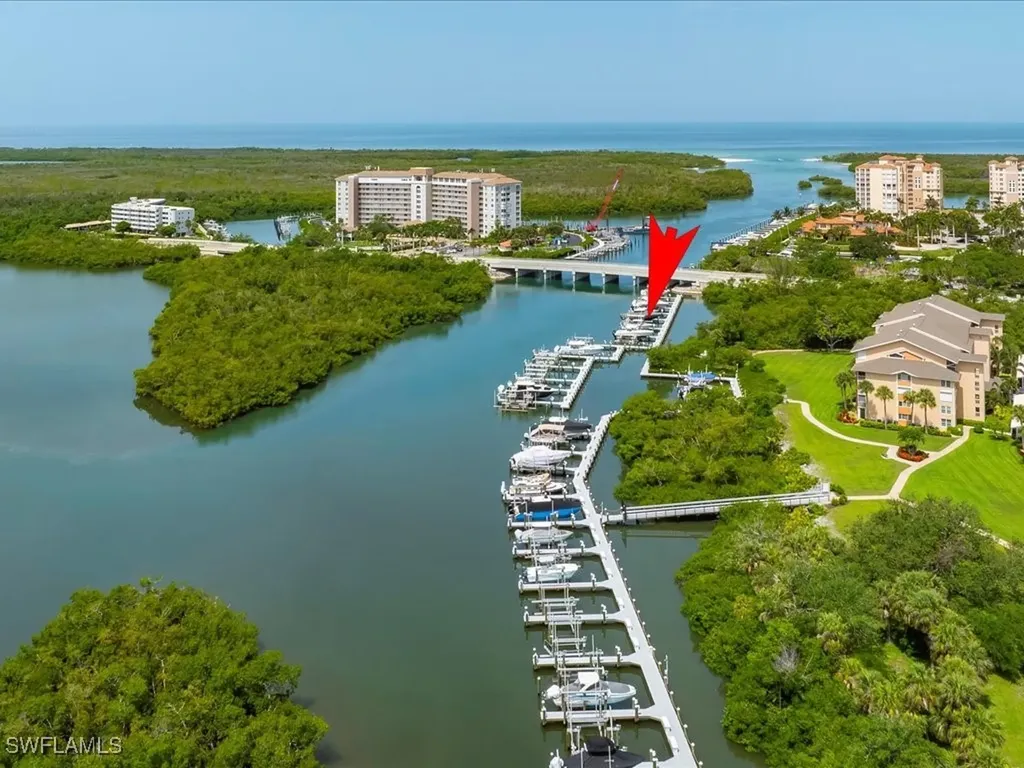 244C Wiggins Bay Drive Naples FL 34110