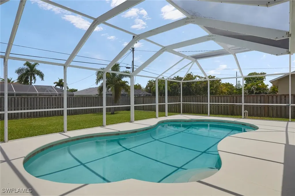 1711 SE 8th Avenue Cape Coral FL 33990