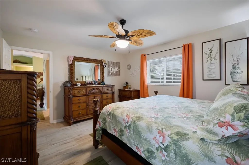 1711 SE 8th Avenue Cape Coral FL 33990
