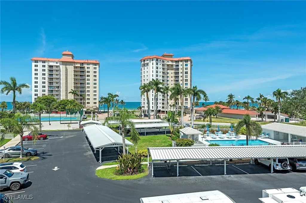 10684 Gulf Shore Drive Naples FL 34108