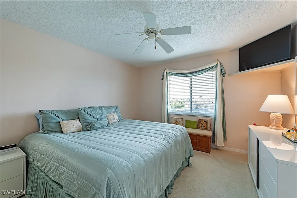 10684 Gulf Shore Drive Naples FL 34108
